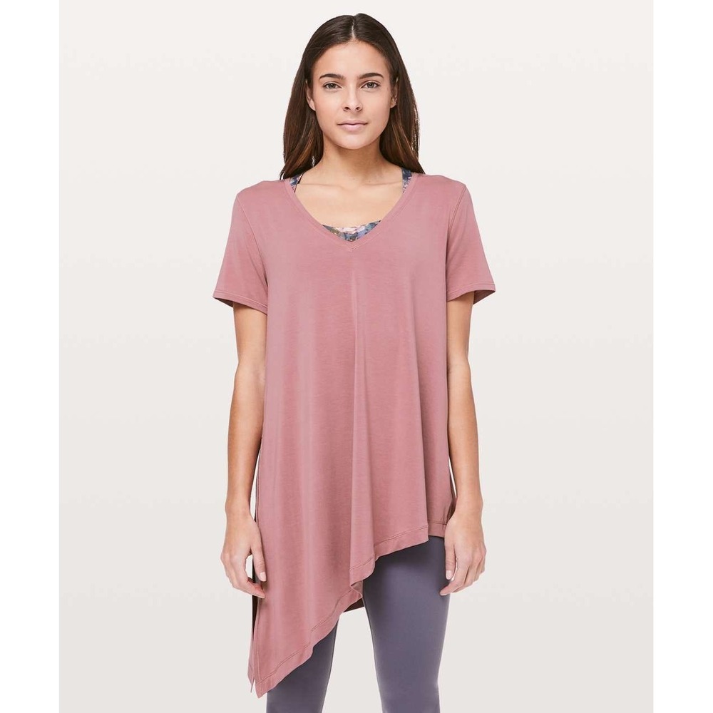 Lululemon‎ To The Point Tee Womens M Quicksand Mauve Sporty Athleisure Workout